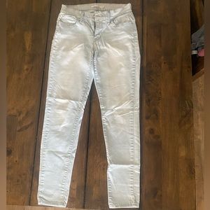 Women’s Levi super skinny jeans